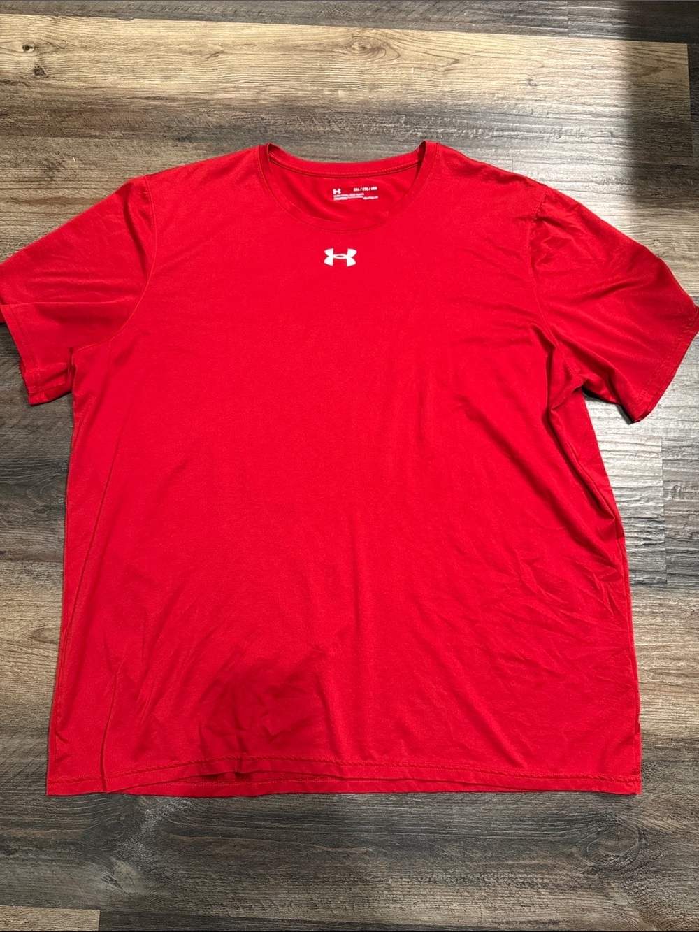 Under Armour Red Short Sleeve Crew Neck Athletic Tee